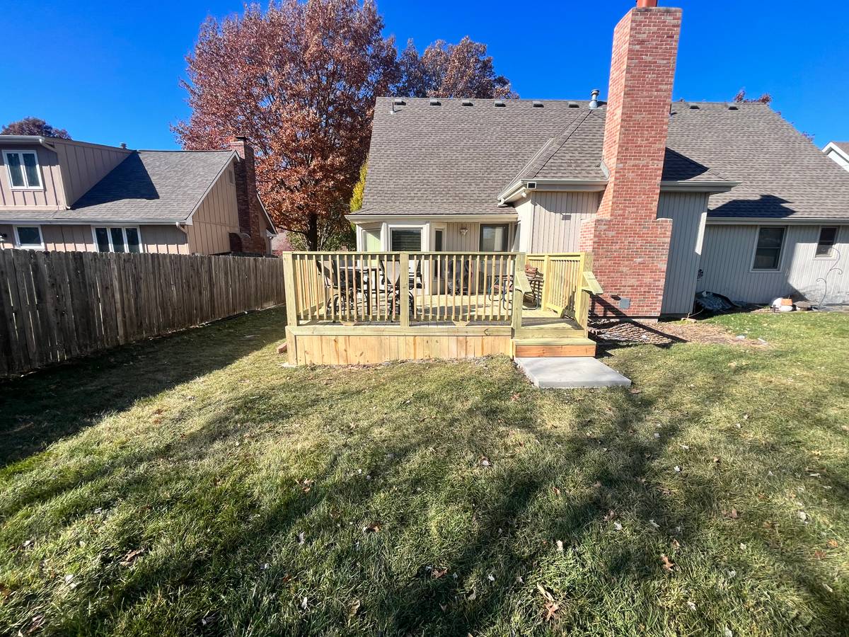 Deck Building project for Dan H. in Lee's Summit, MO, 64081