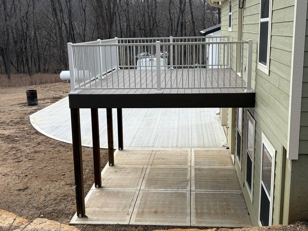 Deck Building project for Angel G. in Kansas City, KS, 66109