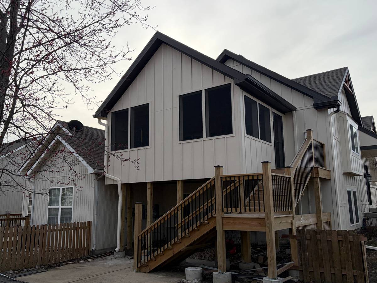 Screen Rooms & Sunrooms project for Brad E. in Basehor, KS, 66007