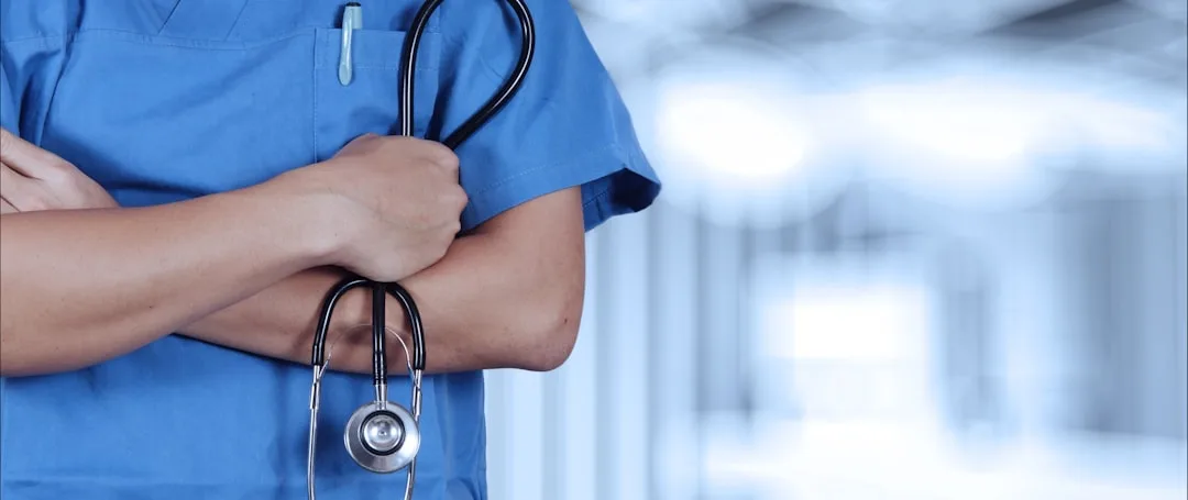Fiche Métier Infirmier / Infirmière (2026) : Missions, Salaire, Formation
