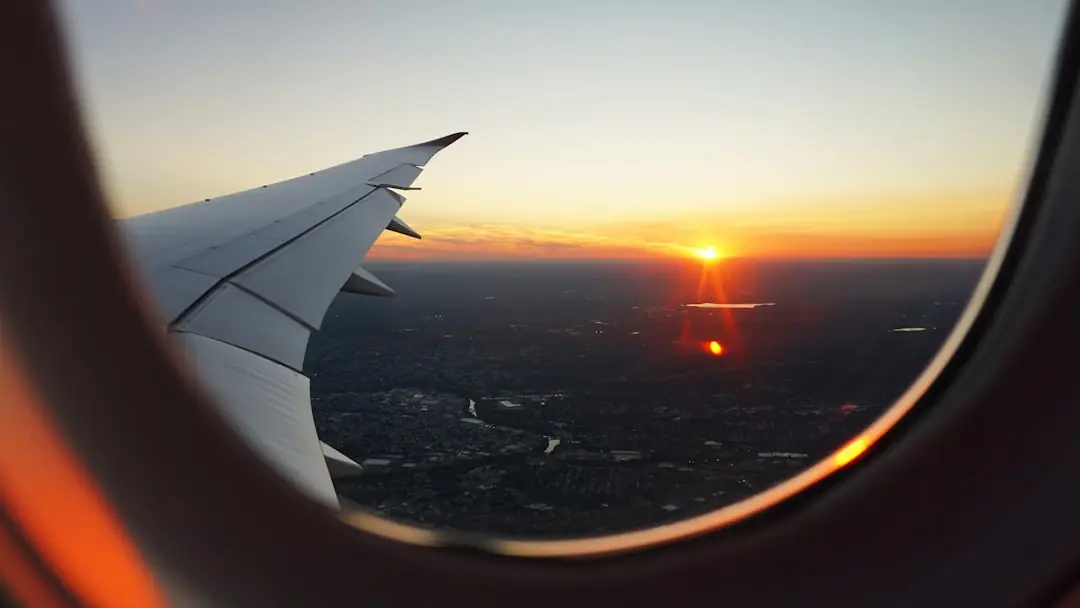 Fiche Métier Pilote d'Avion (2026) : Salaire, Formation et Débouchés