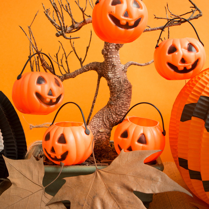 Importing Halloween Decorations to Australia