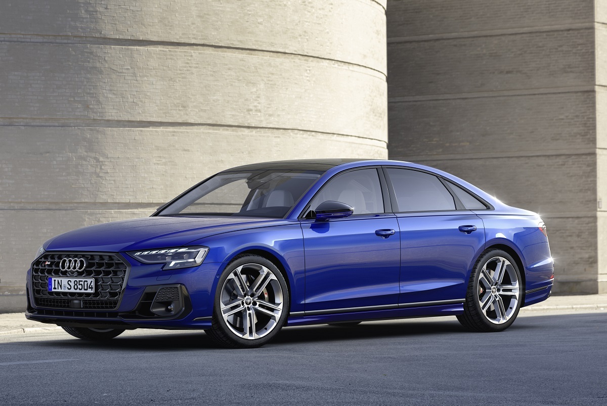 Audi S8
