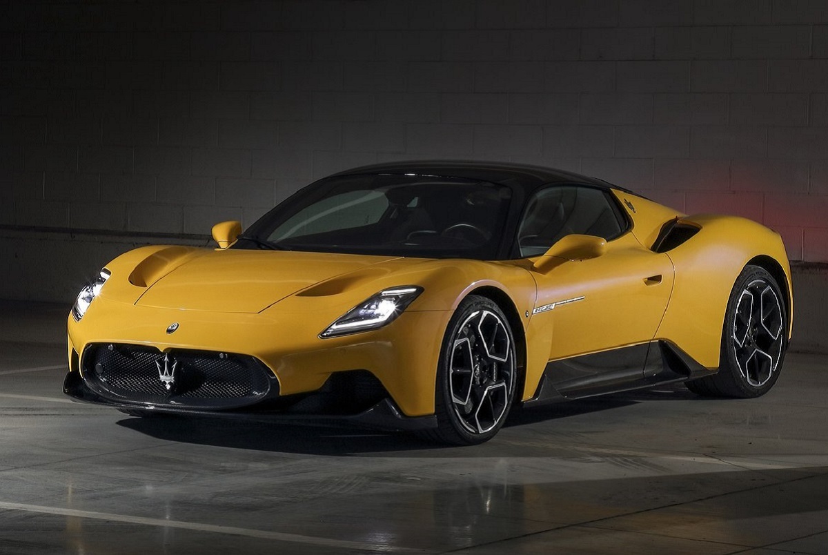 Maserati MC20