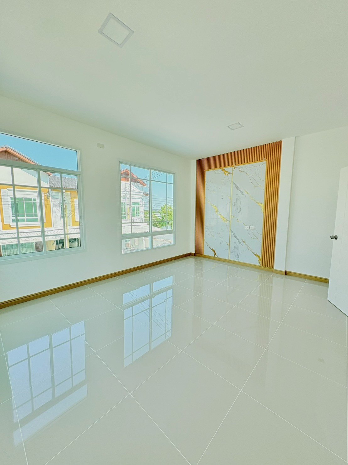 รูปย่อที่ 10