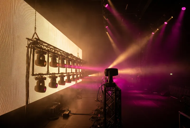 Visual and lighting rig