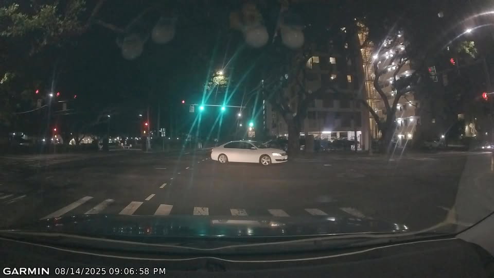 TRAFFIC INCIDENT - Wilder- Punahou intersection | Stolen Stuff Hawaii