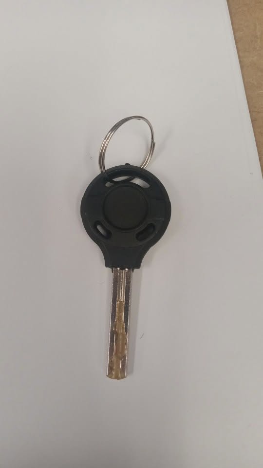 FOUND ITEM - Kahala Mall Security Office, Honolulu, Oahu | Stolen Stuff Hawaii