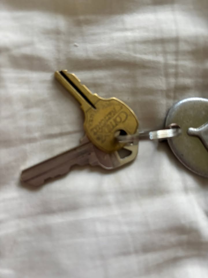 FOUND ITEM - Portlock Beach, Oahu | Stolen Stuff Hawaii