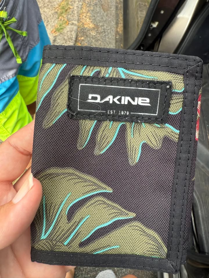 FOUND ITEM - Kane'ohe District Park, Kaneohe, Oahu | Stolen Stuff Hawaii