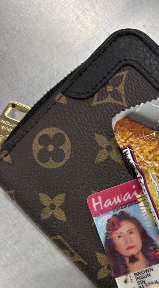 FOUND ITEM - Walmart Kunia, Oahu | Stolen Stuff Hawaii