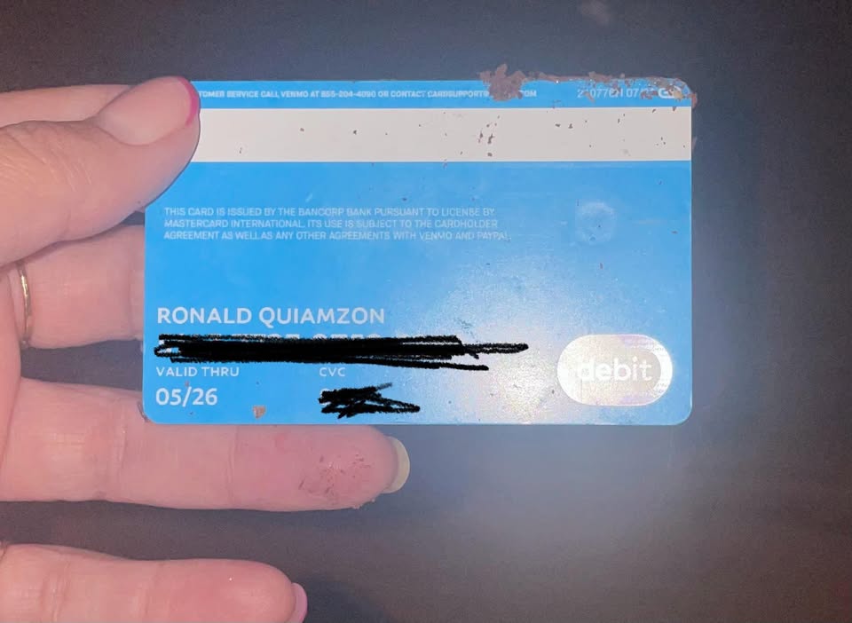 FOUND ITEM - Windward Mall, Kaneohe, Oahu | Stolen Stuff Hawaii