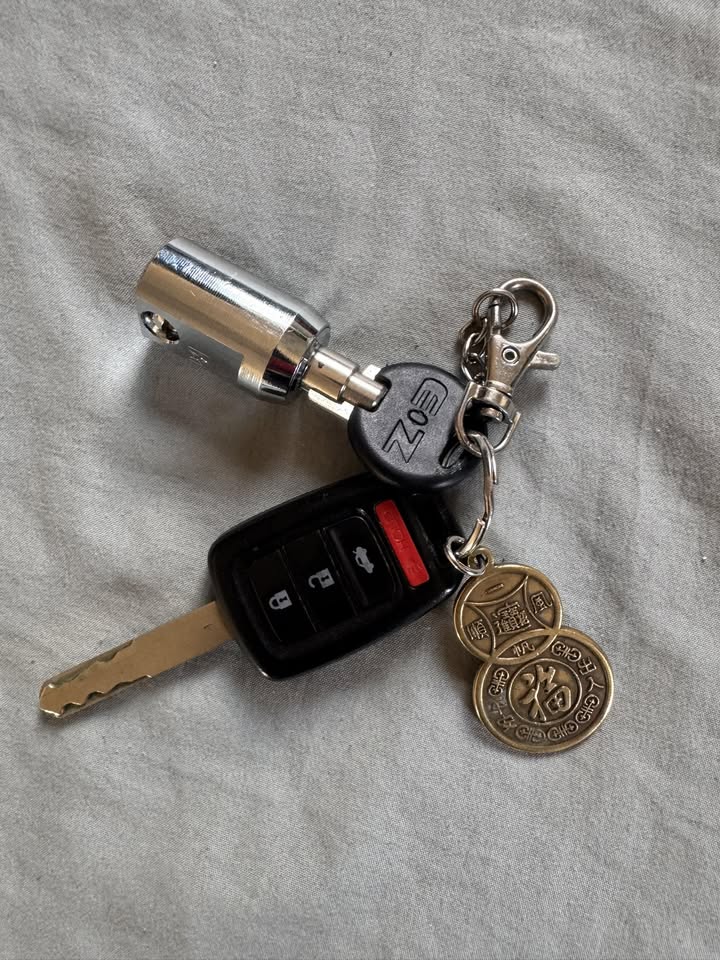 FOUND ITEM - Mapunapuna Extra Space Storage, Honolulu, Oahu | Stolen Stuff Hawaii