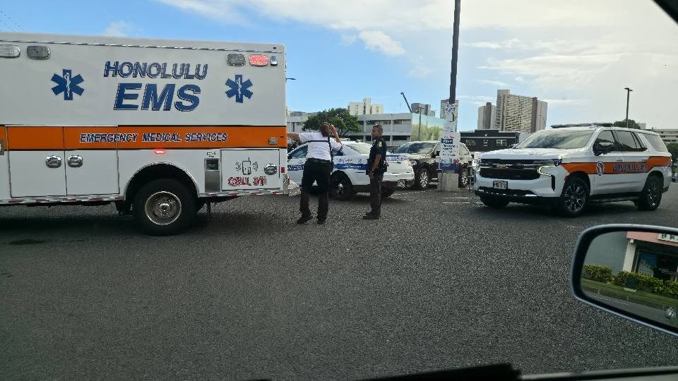 ROBBERY - Long's Drugs Moiliili | Stolen Stuff Hawaii
