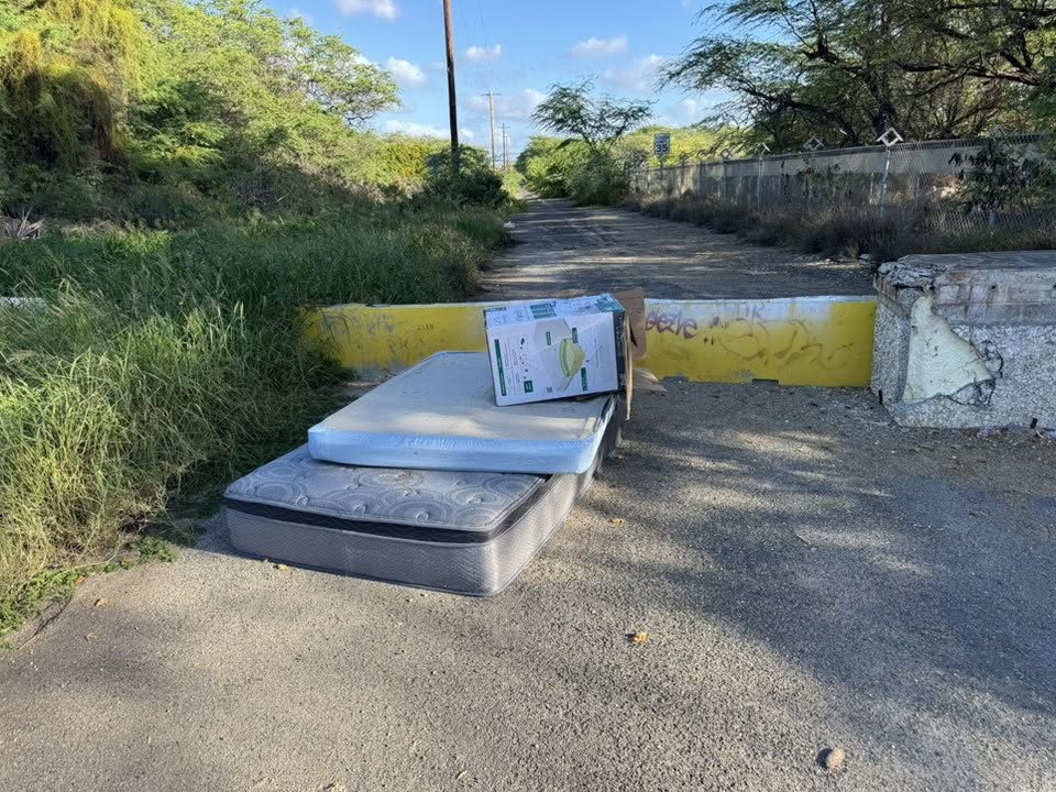 FOUND ITEM - White Plains Beach Parking lot, Oahu | Stolen Stuff Hawaii