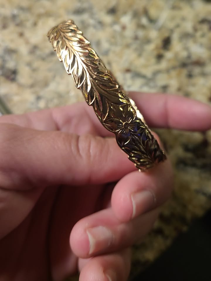 FOUND ITEM - Kipapa Drive, Mililani | Stolen Stuff Hawaii