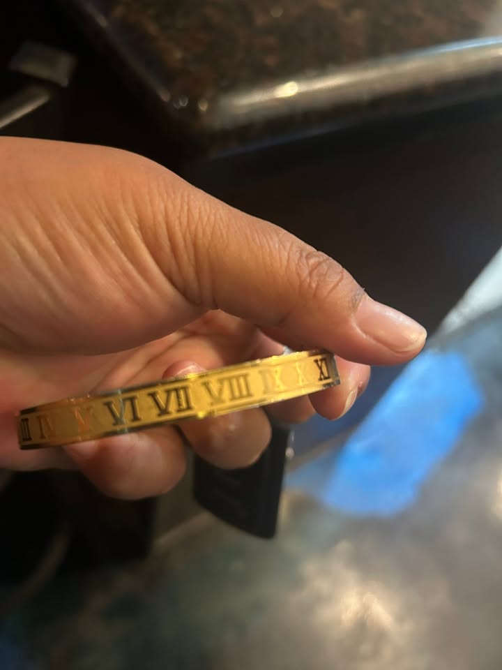 FOUND ITEM - East side bar and grill, Hawaii | Stolen Stuff Hawaii