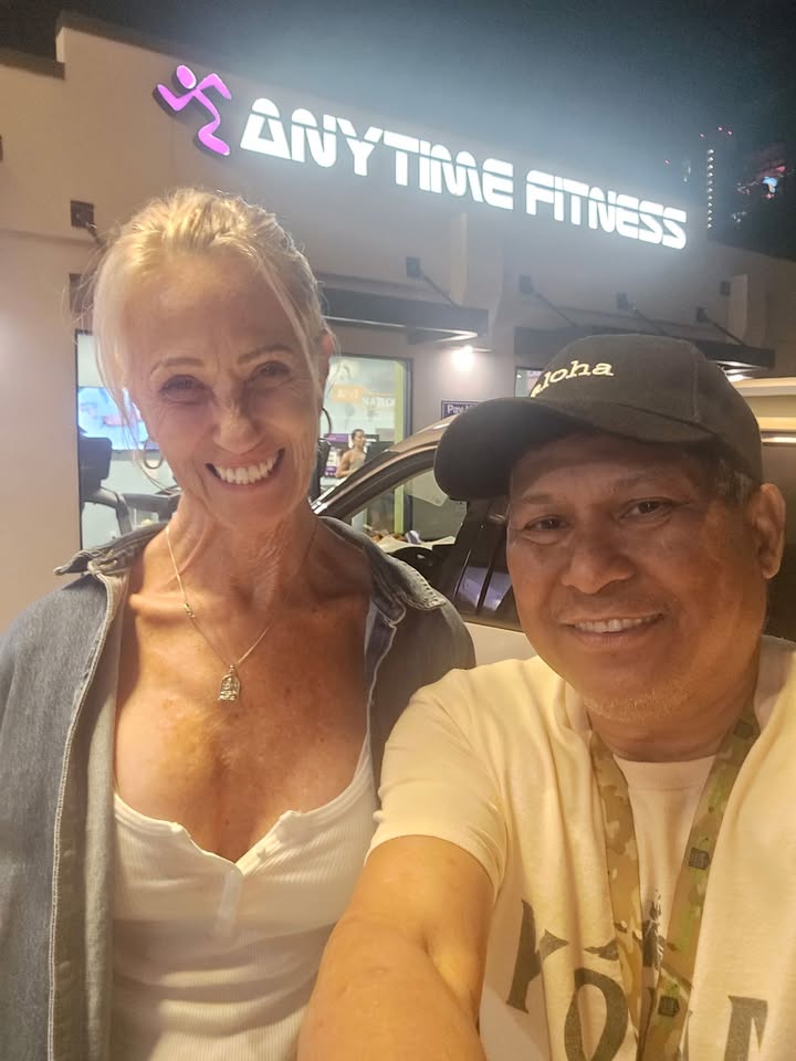 ALOHA - Keeaumoku Walmart, Kakaako, Oahu | Stolen Stuff Hawaii