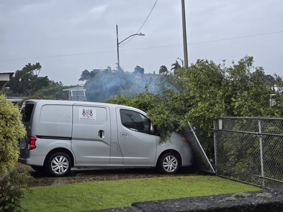POWER OUTAGE - Palisades, Oahu | Stolen Stuff Hawaii