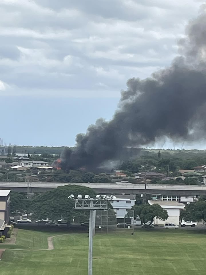 FIRE - Plantation Town Apartments, Waipahu, Oahu | Stolen Stuff Hawaii