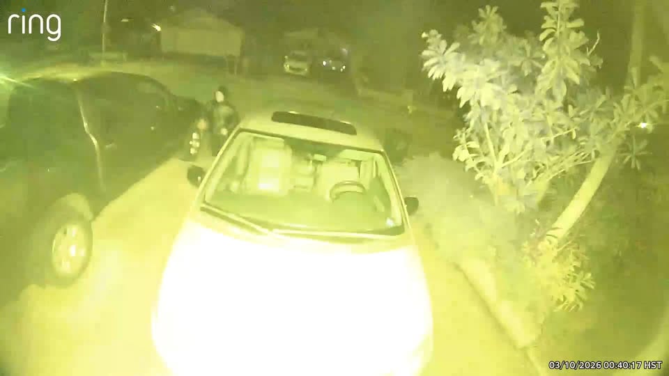UEMV - Makaiolani Street, NO_SPECIFIC_LOCATION | Stolen Stuff Hawaii