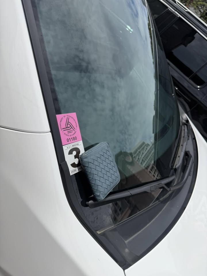 FOUND ITEM - Yogurt Story, Honolulu, Oahu | Stolen Stuff Hawaii