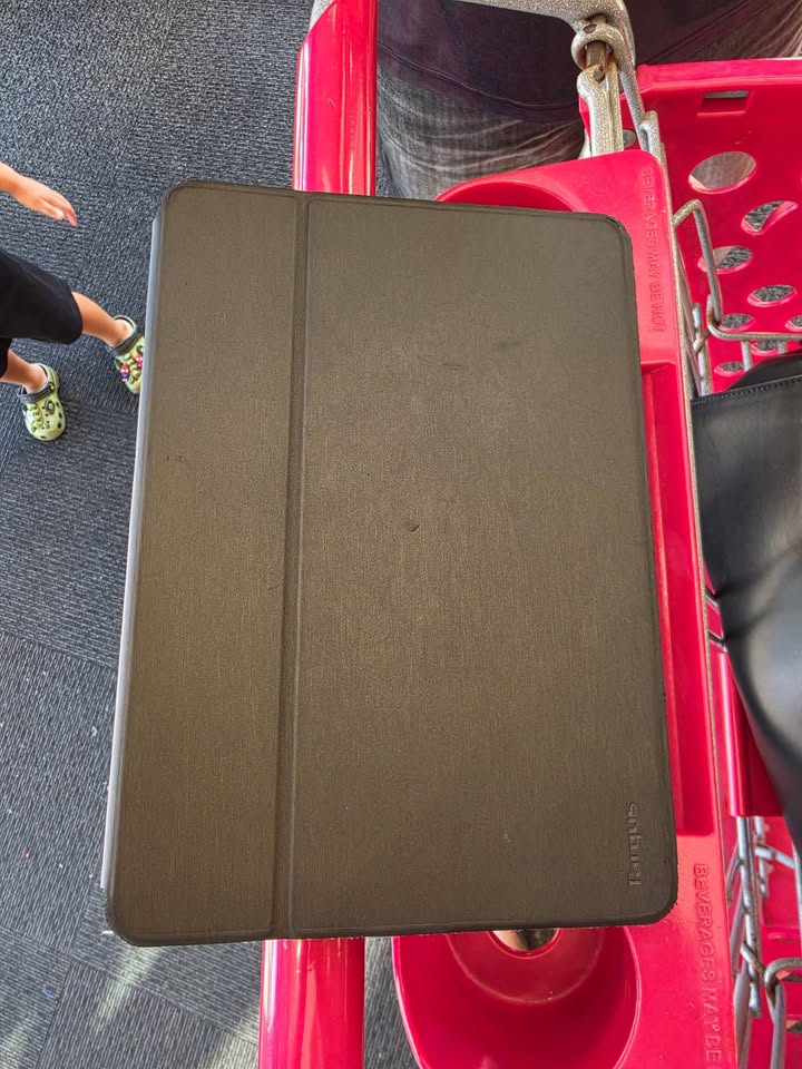 FOUND ITEM - Kapolei Target, Kapolei, Oahu | Stolen Stuff Hawaii