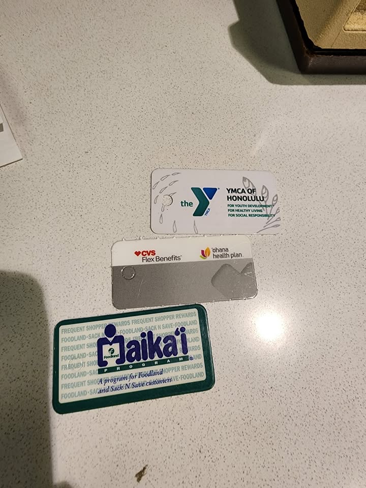 FOUND ITEM - Foodland Farms Ala Moana, Honolulu, Oahu | Stolen Stuff Hawaii