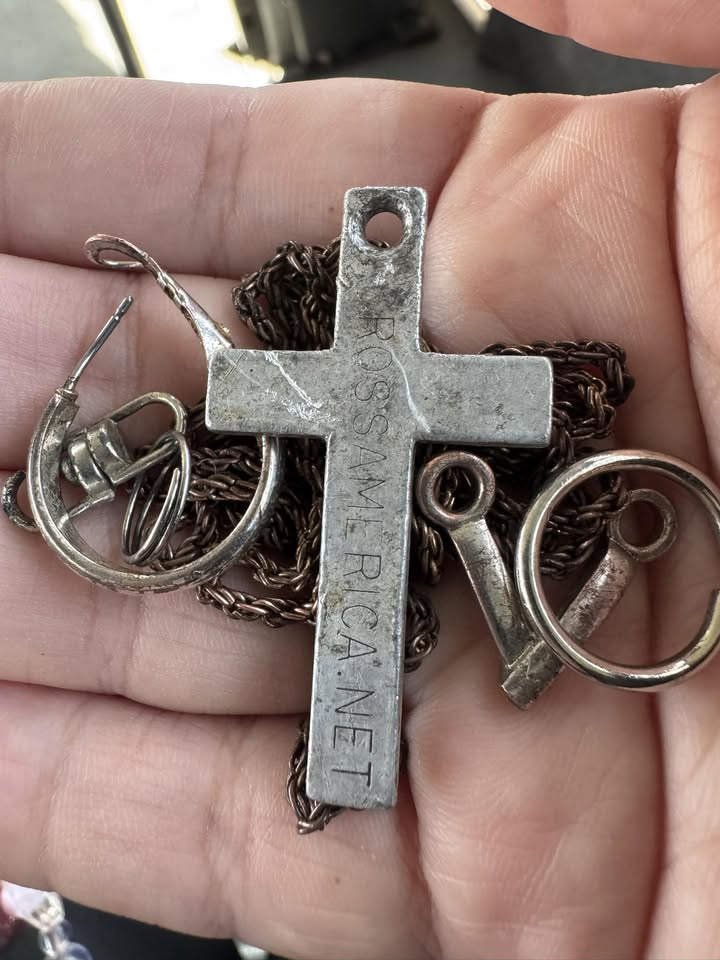 FOUND ITEM - Lipoa Place, Maui | Stolen Stuff Hawaii