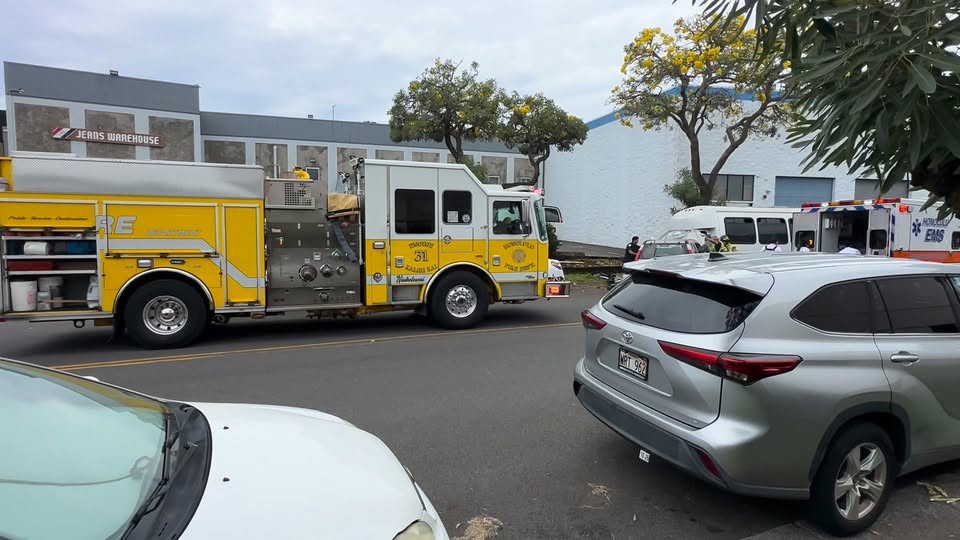 TRAFFIC INCIDENT - Iwaena Street, Halawa, Oahu | Stolen Stuff Hawaii