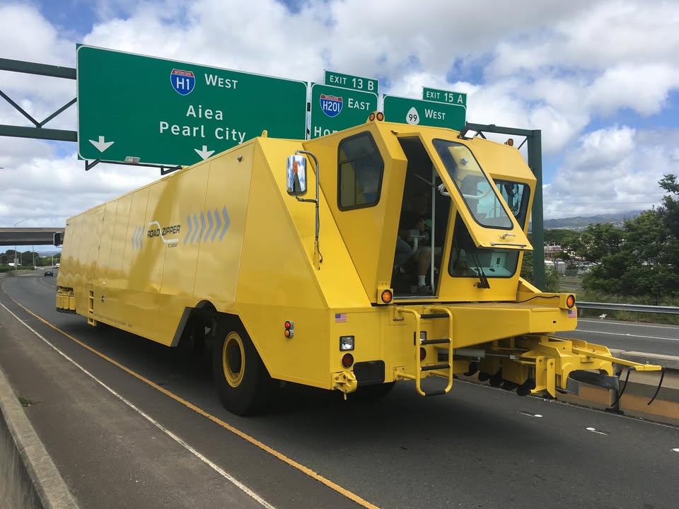 TRAFFIC - Lehua Ave underpass and the former Sears Distribution Center, Pearl City | Stolen Stuff Hawaii