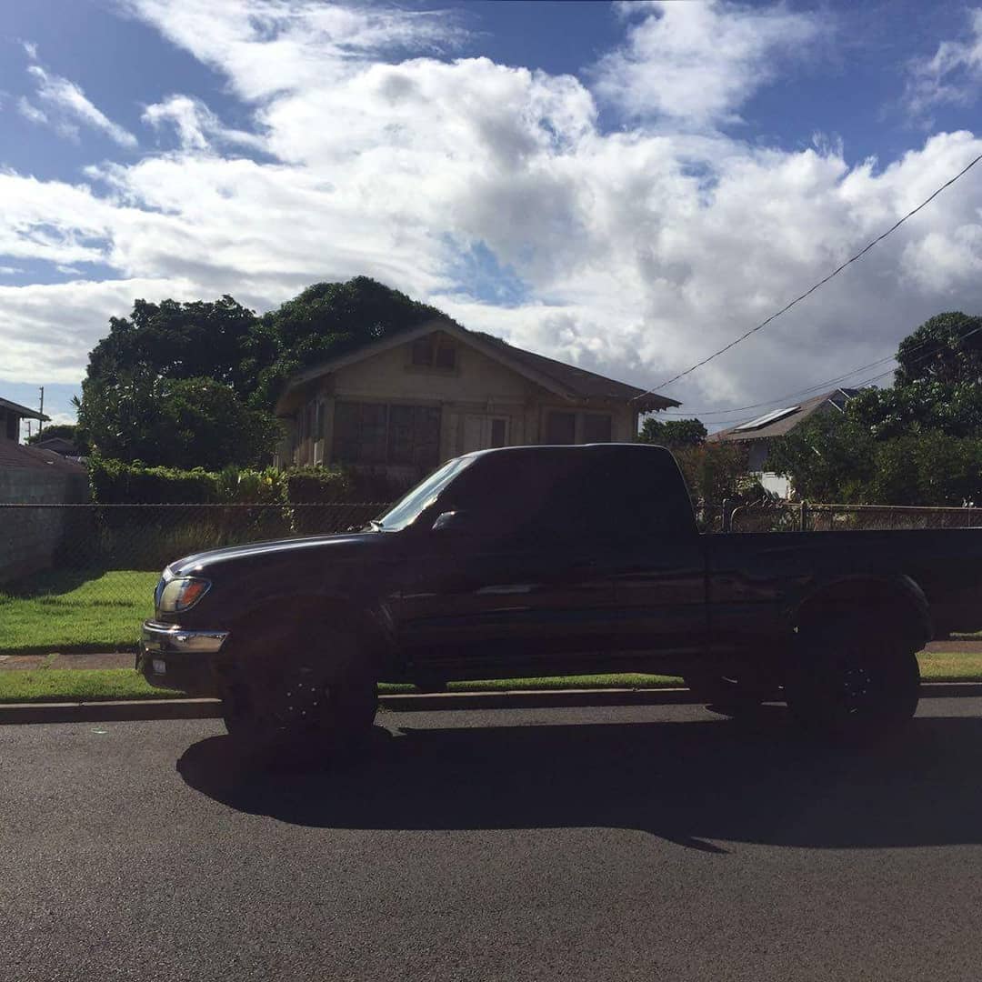 VEHICLE THEFT - 10th Ave, Palolo Valley, Honolulu, Oahu | SSH Search