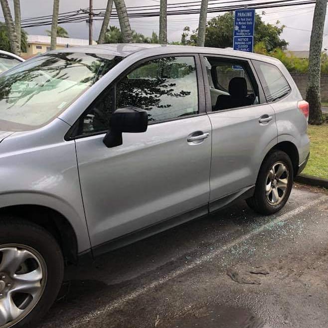 UEMV - Kailua Beach parking spot, Kailua, Oahu | SSH Search
