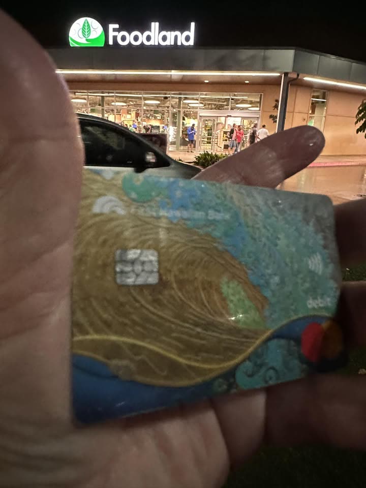 FOUND ITEM - Kapolei Foodland parking lot, Kamakana Alii | SSH Search