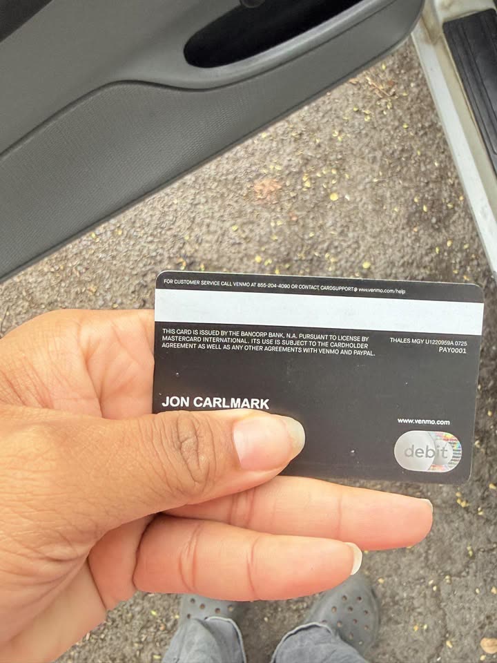 FOUND ITEM - Mililani Town Center Hele gas station, Mililani | SSH Search