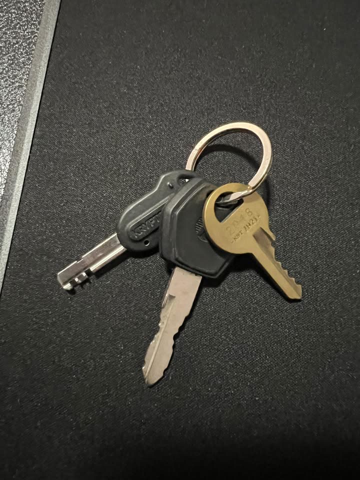 FOUND ITEM - Ho’opili park & ride parking lot, Oahu | SSH Search