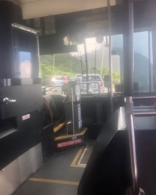 TRAFFIC INCIDENT - Oahu | SSH Search