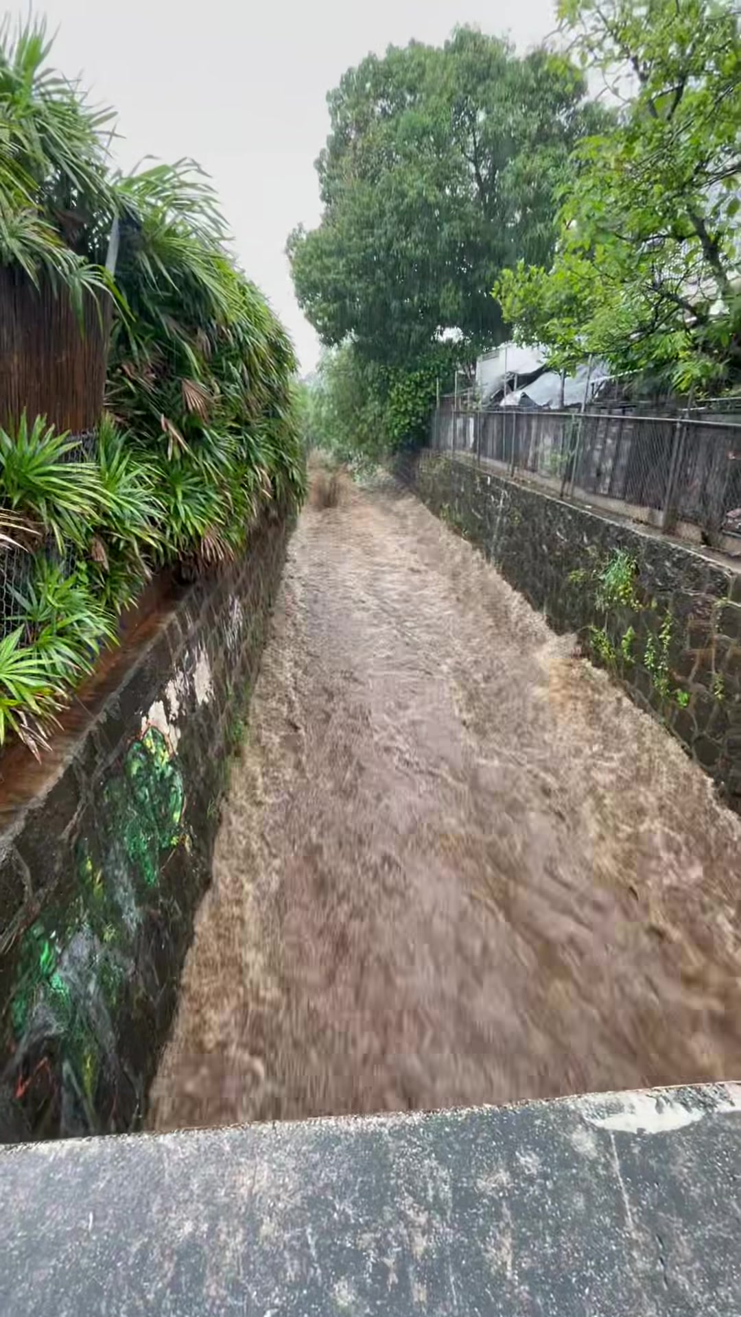 FLOOD - Oahu | Stolen Stuff Hawaii