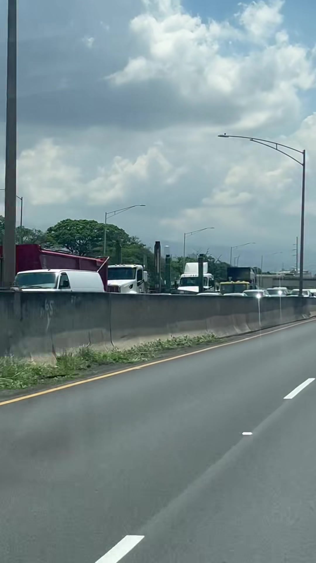 TRAFFIC - Oahu | Stolen Stuff Hawaii
