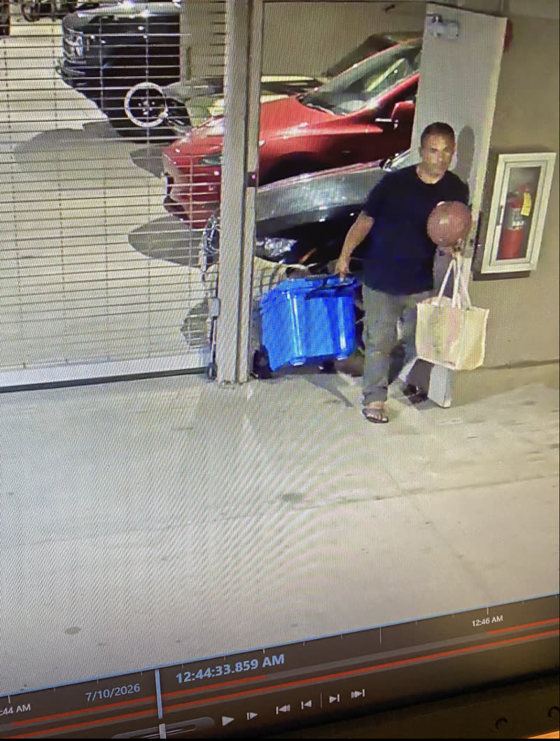 BURGLARY - Four Paddle on Launiu Street | SSH Search