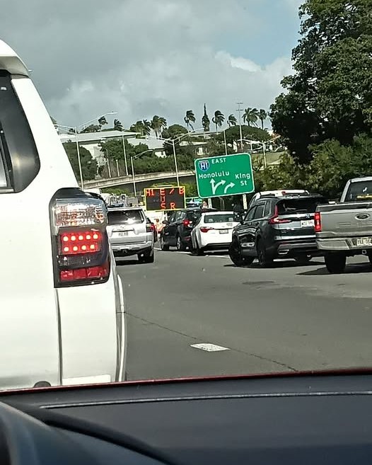 TRAFFIC INCIDENT - Oahu | Stolen Stuff Hawaii