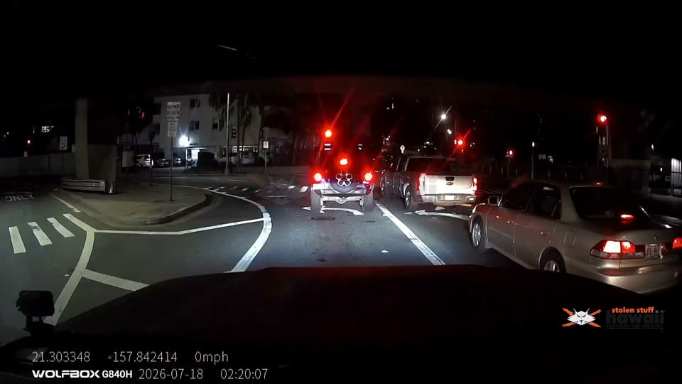 ROAD RAGE - Piikoi Street to Pearl City, Oahu | Stolen Stuff Hawaii