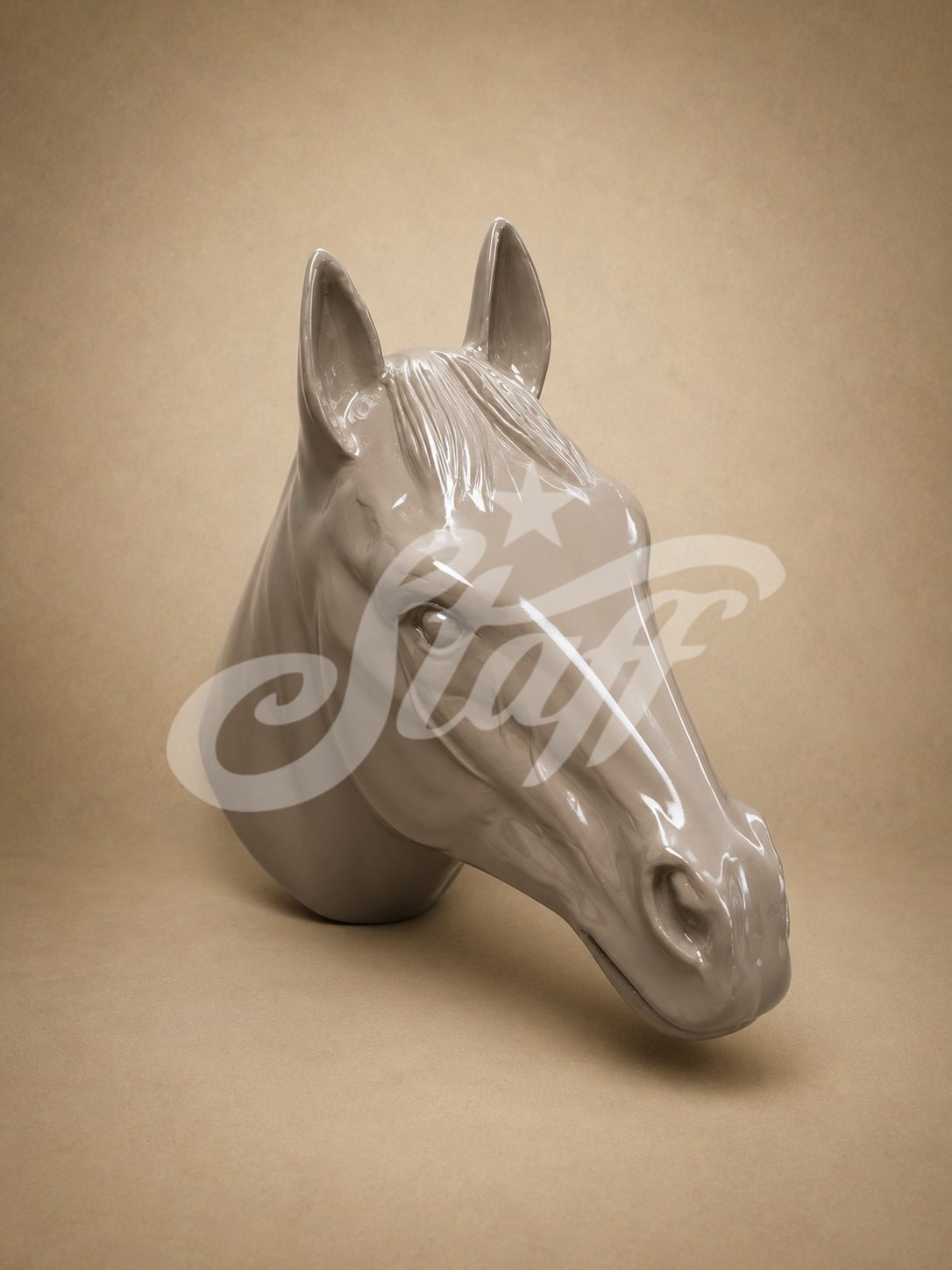 Cabeza de Caballo Blanca Decorativa