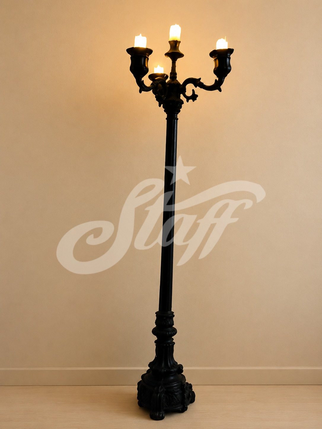 Candelabro de Pie Ornamental Neoclásico