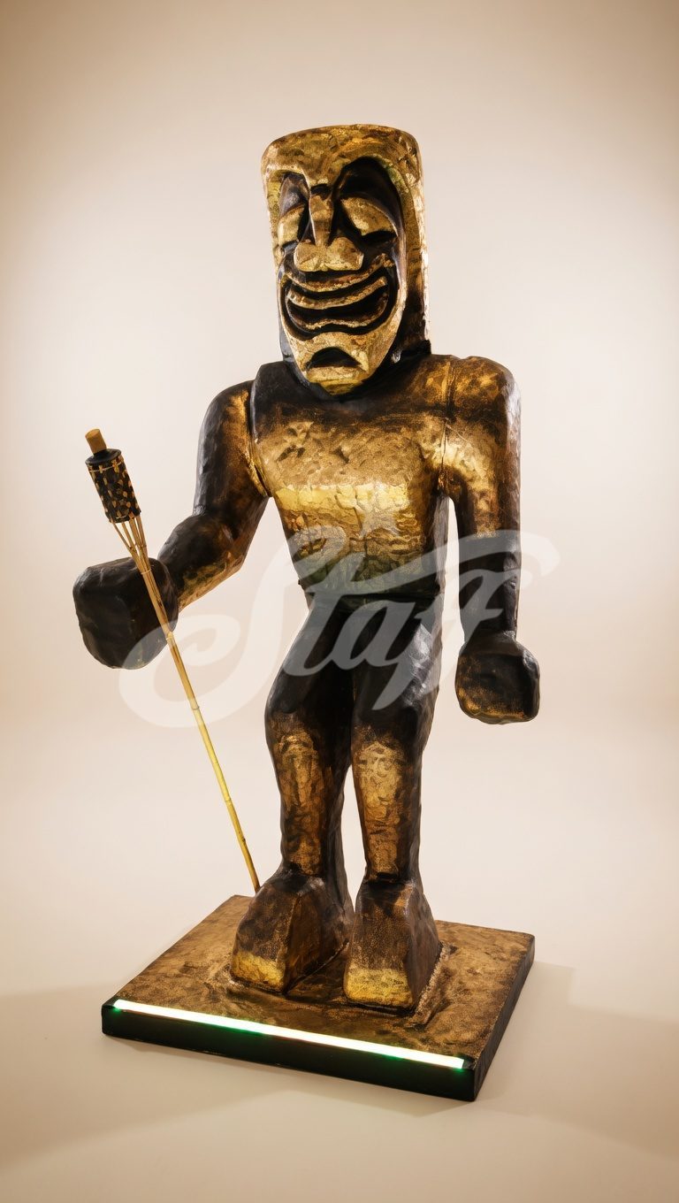 Totem Guerrero Tribal Dorado