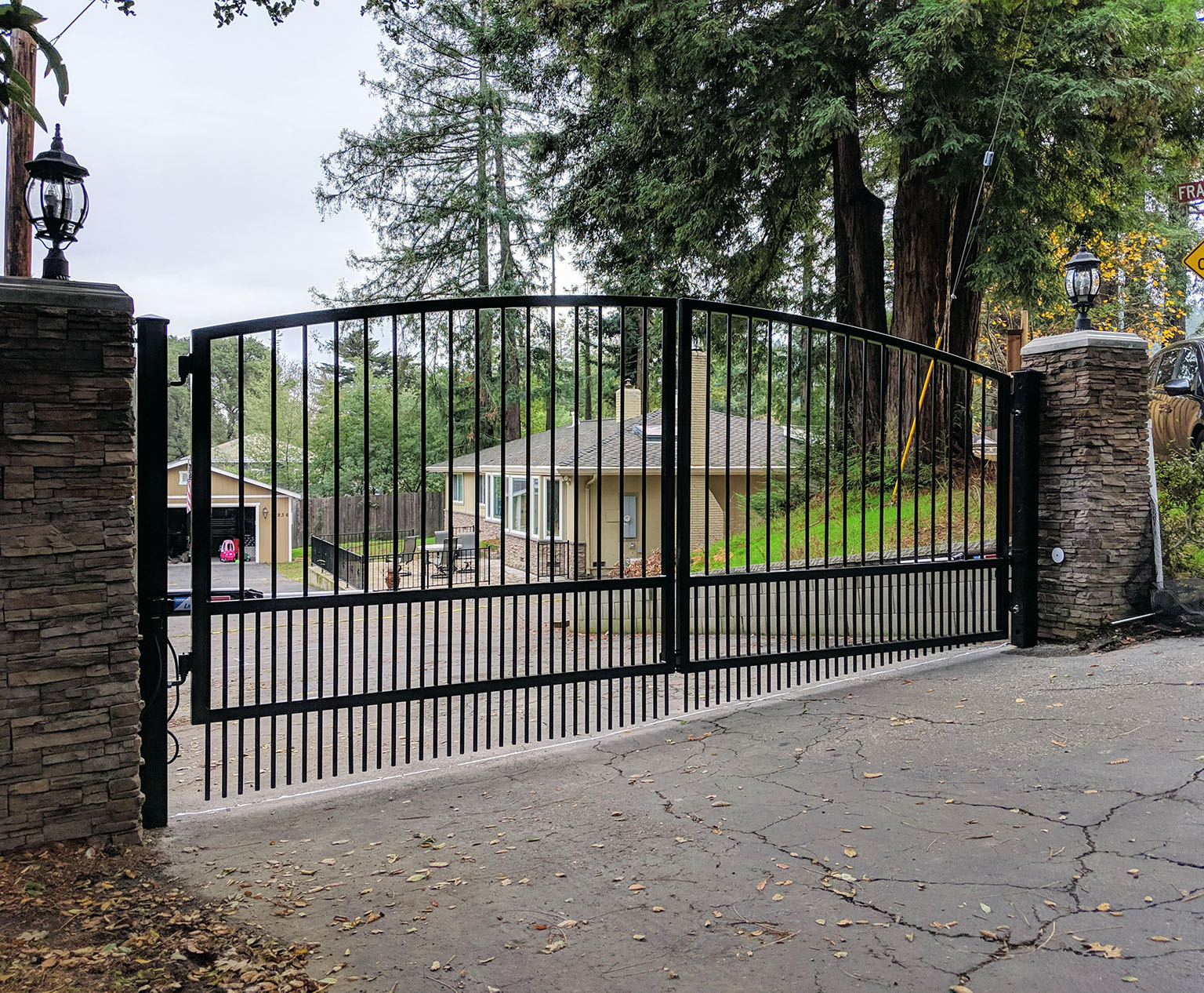 Customer-installed custom driveway gate 5