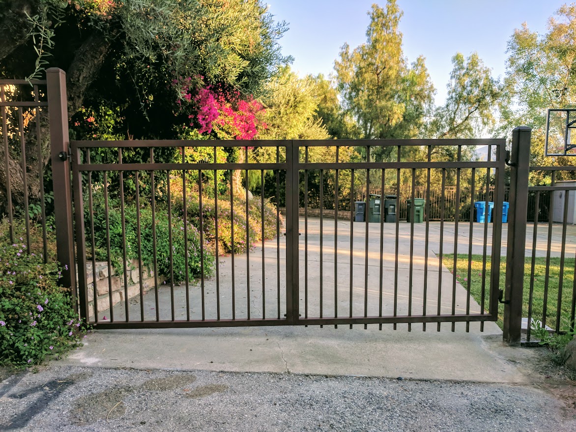 driveway gate in Phoenix — guide intro