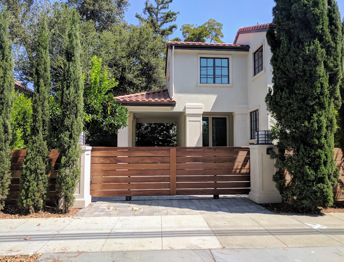 cantilever driveway gate