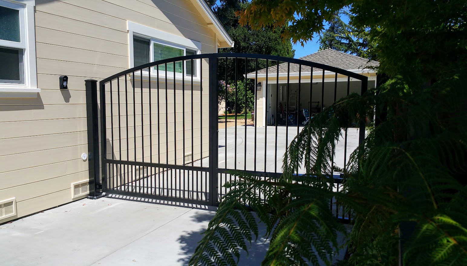 driveway gate