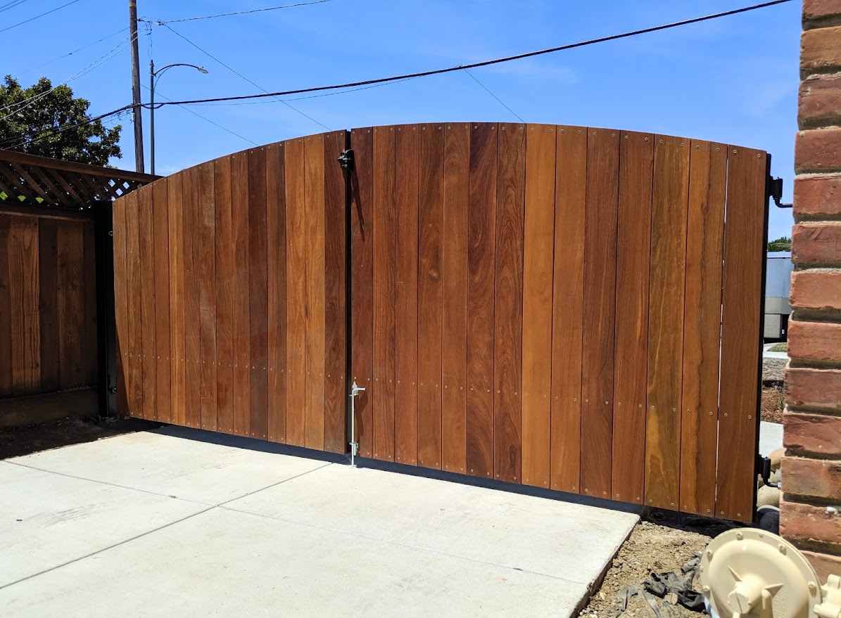 wrought iron driveway gate — guide intro